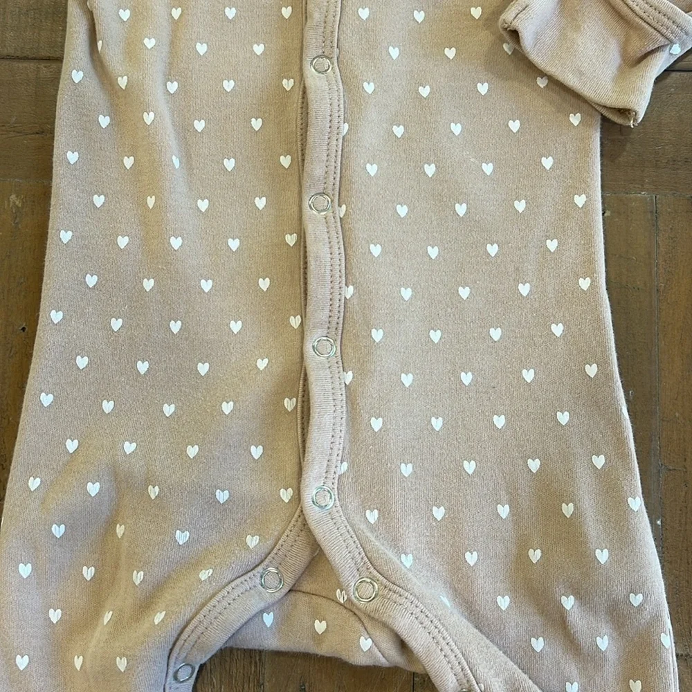 Quincy Mae neutral heart print sleeper